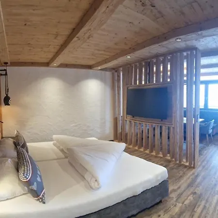 Garni Romantik Otel Fügen