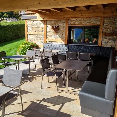 Garni Romantik 4* Fügen