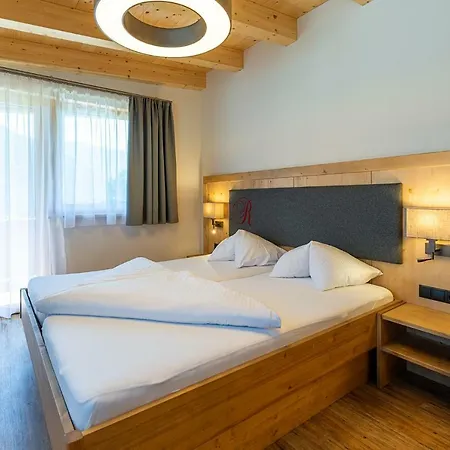 Hotel Garni Romantik Hotel 4*
